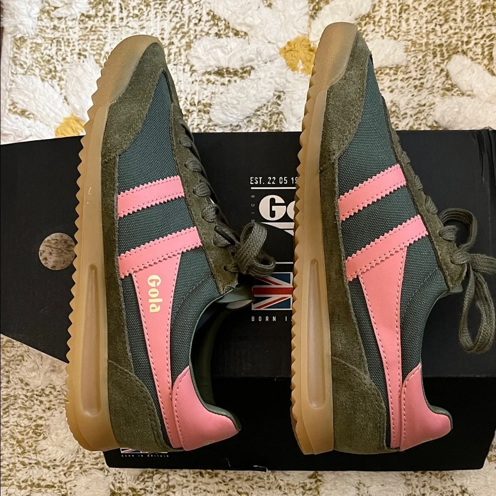 Gola Women's size 7 Tornado in military green and pink coral - Picture 5 of 8